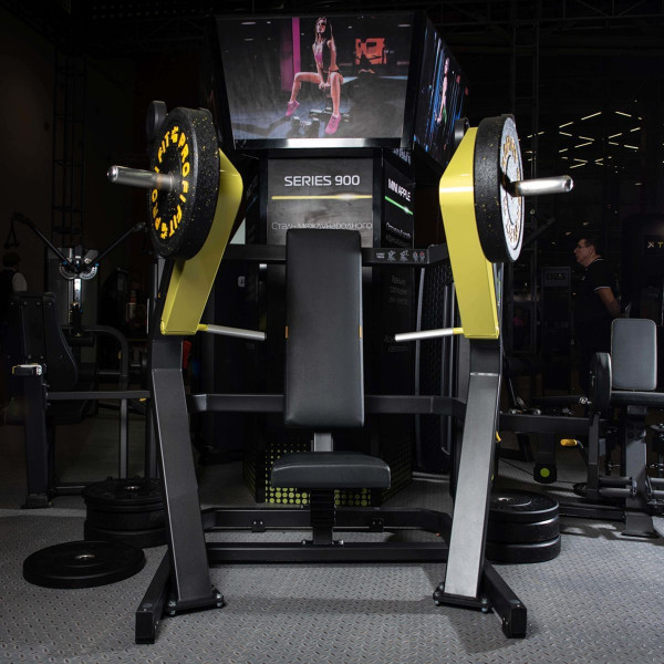 D-905 Жим от груди (Chest Press)