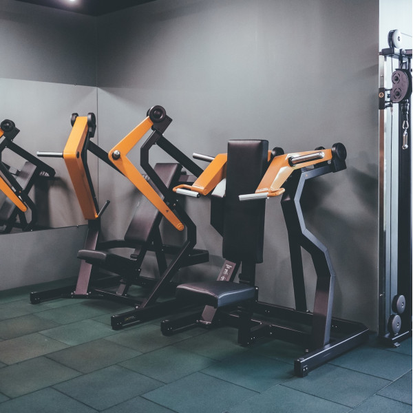 D-910 Широкий жим от груди (Wide Chest Press)