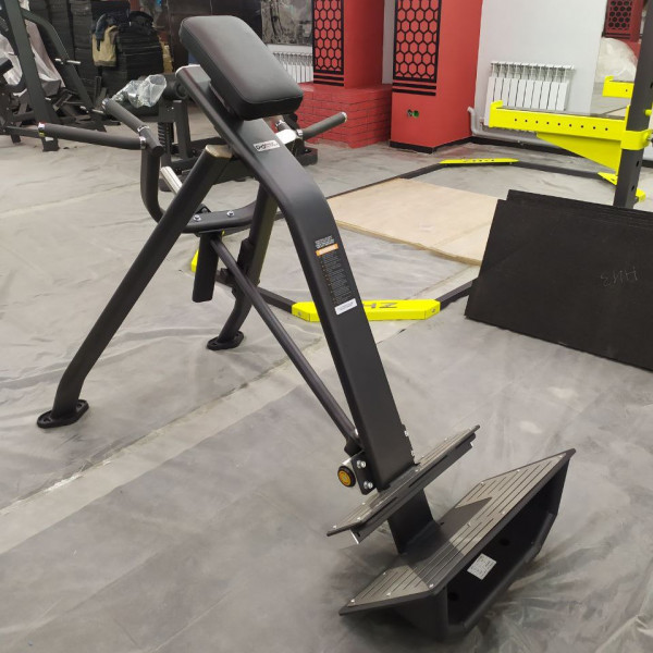 E-7061 Т-образная тяга с упором в наклоне (Incline Level Row)