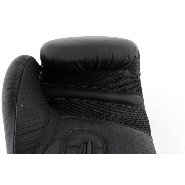 UFC Tonal Boxing 16Oz - черные