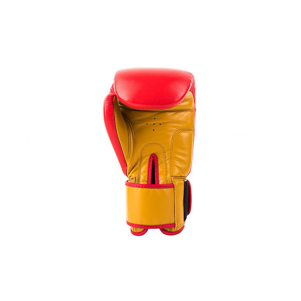 UFC Premium  True Thai Перчатки для бокса (красные)