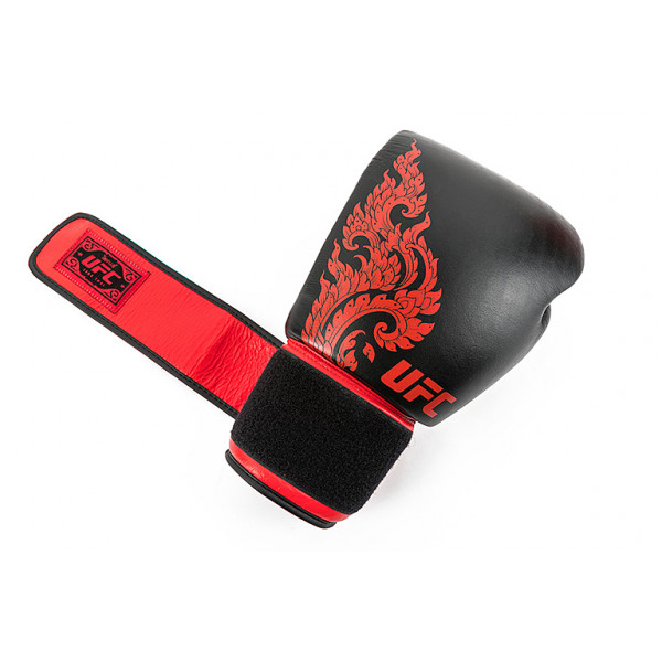 UFC Premium  True Thai черные, размер 14Oz
