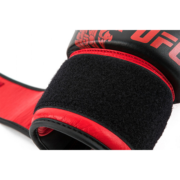UFC Premium  True Thai черные, размер 14Oz