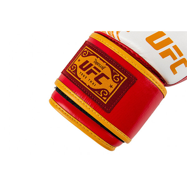 UFC Premium  True Thai белые/красные, размер 12Oz