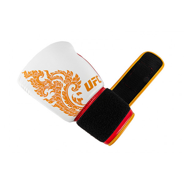 UFC Premium  True Thai белые/красные, размер 12Oz