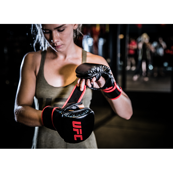 UFC Перчатки MMA для спарринга 8 унций