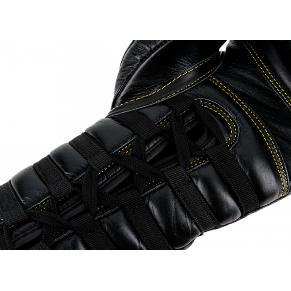 UFC Премиальные тренировочные перчатки на шнуровке черные - 16 Oz