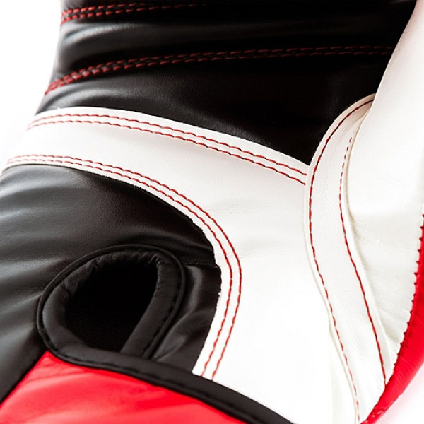 UFC Pro Fitness  Перчатки тренировочные для спарринга красные - 18 Oz
